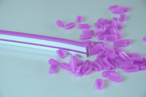 Plug purple NEON-PLUG-PURPLE-612-AE-MEN
